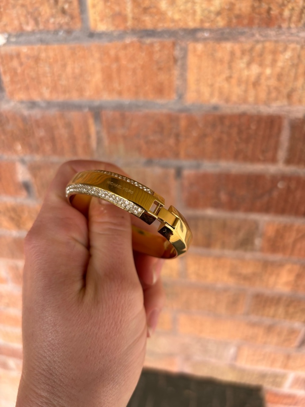 Michael Kors Gold Bracelet Bangle Rhinestone Studded Logo Signed Luxury Women’s - Picture 7 of 8